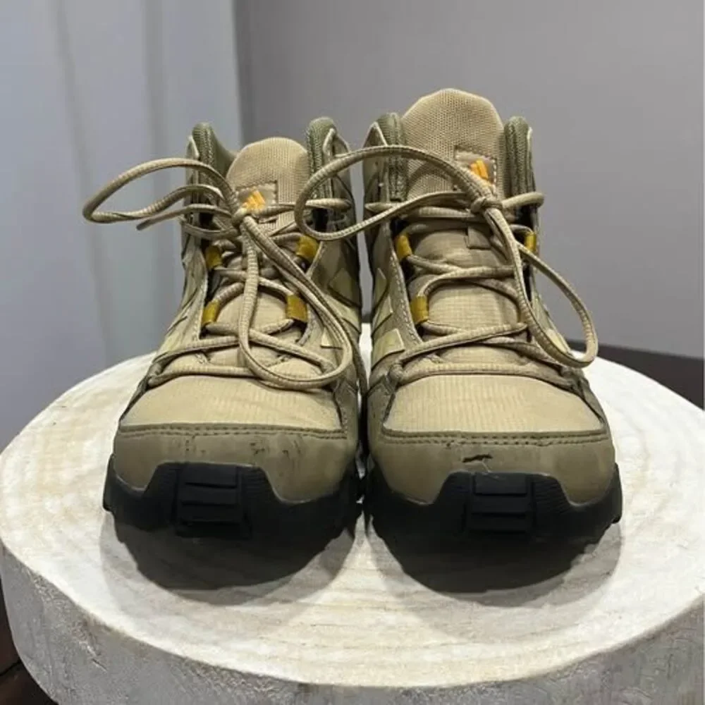ADIDAS Terrex Hyperhiker Mid Hiking Boots Kids Youth Size 1.5 GZ9215 Beige Tan